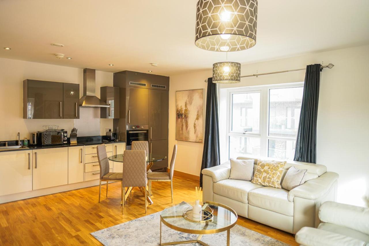 Dartford Luxury 2 Bed Apartment Екстериор снимка